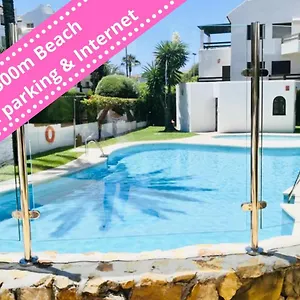 Apartamento Grand Et Cosy A 500m De La Plage, Estepona